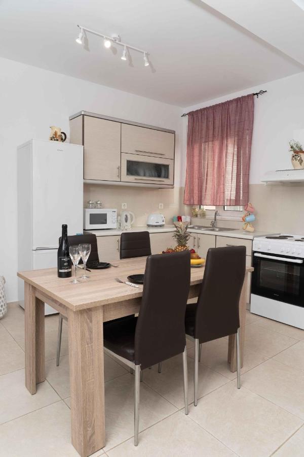 Haritos Holidays Home Pombia Dış mekan fotoğraf